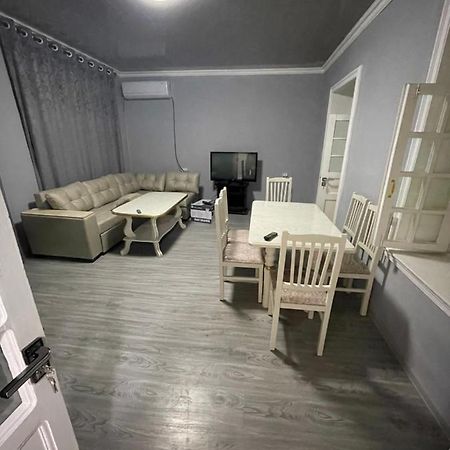 Квартира Дом В Общем Дворе Semerkant Dış mekan fotoğraf
